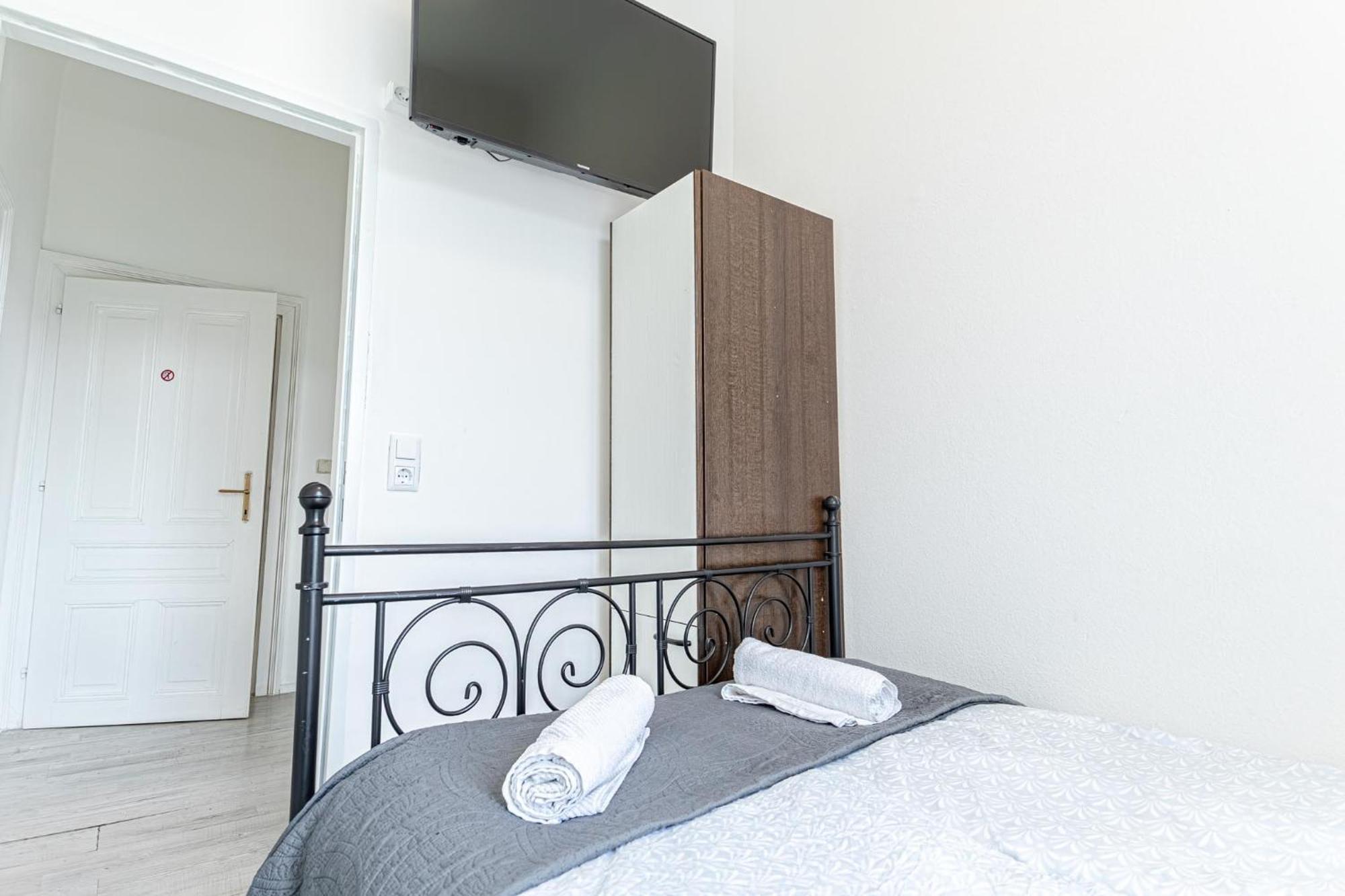 Comfy 3br Shared - U6 Subway, Danube & Millenium Appartamento