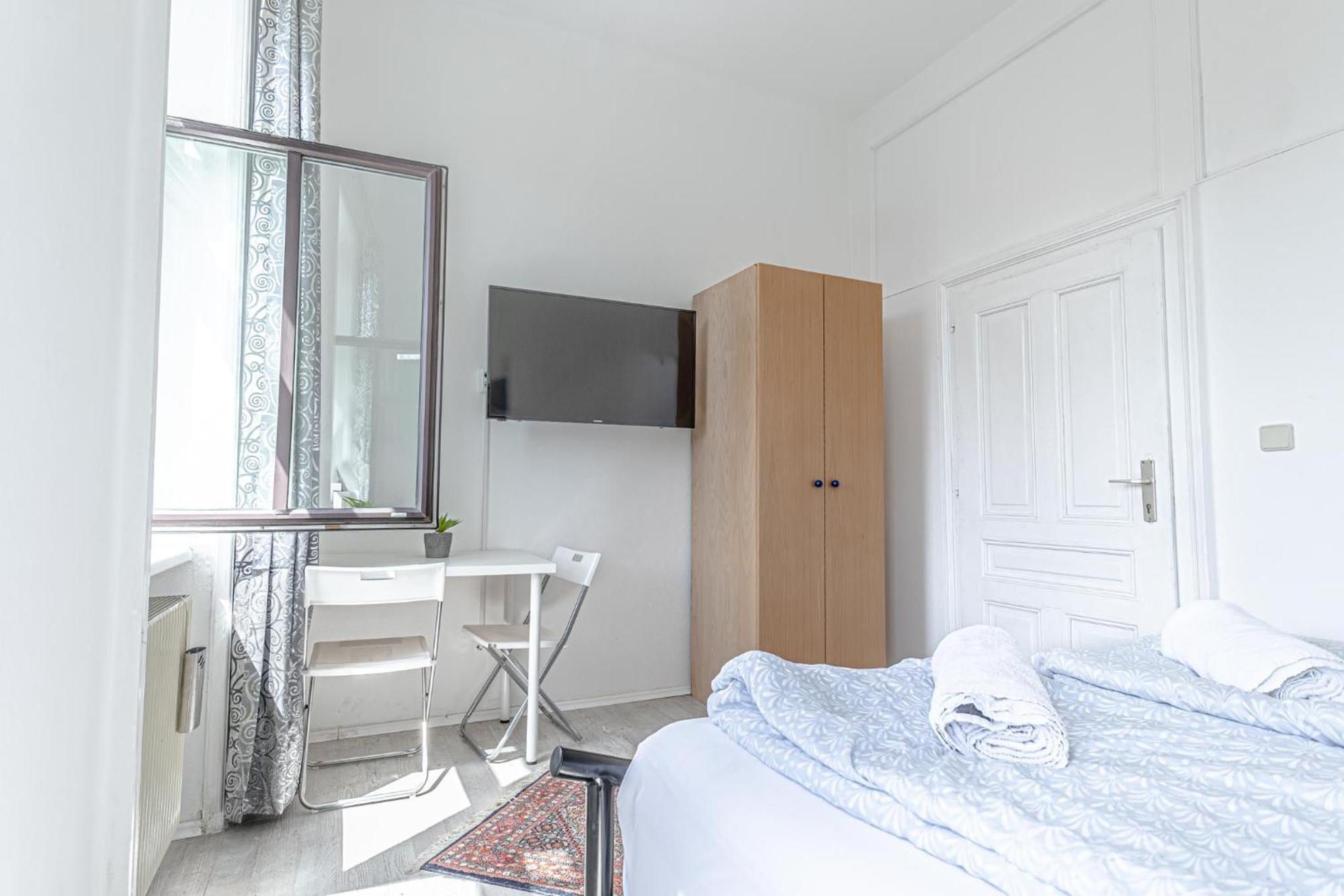 Comfy 3br Shared - U6 Subway, Danube & Millenium Appartamento *