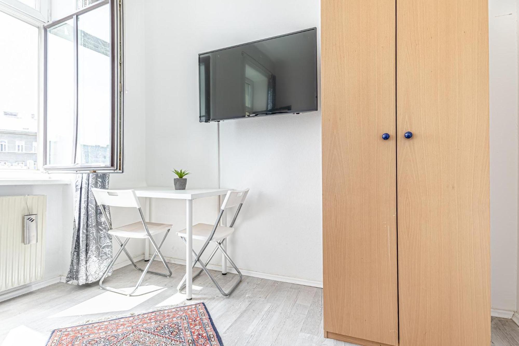 Comfy 3br Shared - U6 Subway, Danube & Millenium Appartamento